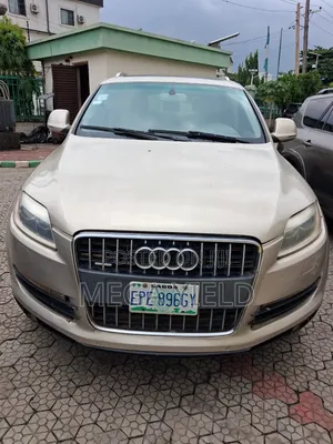 Audi Q7 3.6 Premium Quattro 2010 Gold
