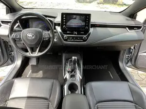 Toyota Corolla XSE 2020 Blue