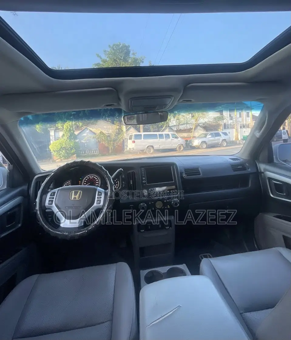 Honda Ridgeline 2011 White