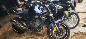 Suzuki GSR 2015 Blue