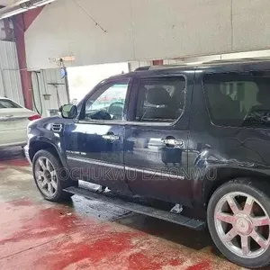 Cadillac Escalade 2010 Black