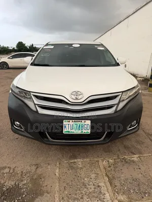 Toyota Venza 2010 White