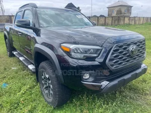Toyota Tacoma 2021 Black