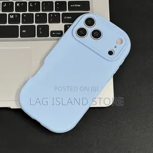 . Stylish Soft Tpu iPhone Case With Charm