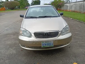 Toyota Corolla 2007 Gold