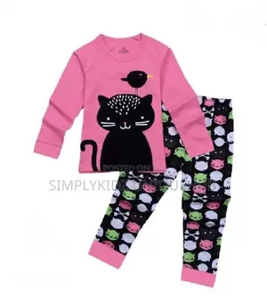 Cute Kitten Design Pyjamas - 9t