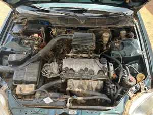 Honda Passport 2000 Gray
