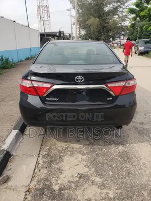 Toyota Camry SE 4dr Sedan (2.5L 4cyl 6A) 2017 Black
