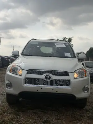 Toyota RAV4 3.5 Limited 2010 White