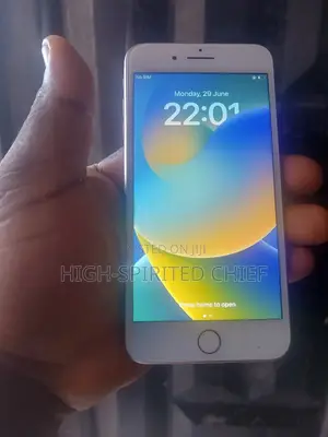 Apple iPhone 8 Plus 64 GB White