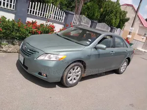 Toyota Camry 2010 Green