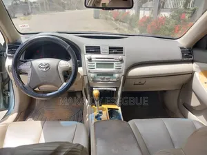 Toyota Camry 2010 Green