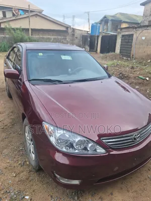 Toyota Camry 2004 Red