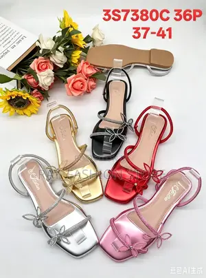 Ladies Slippers/ Sandals