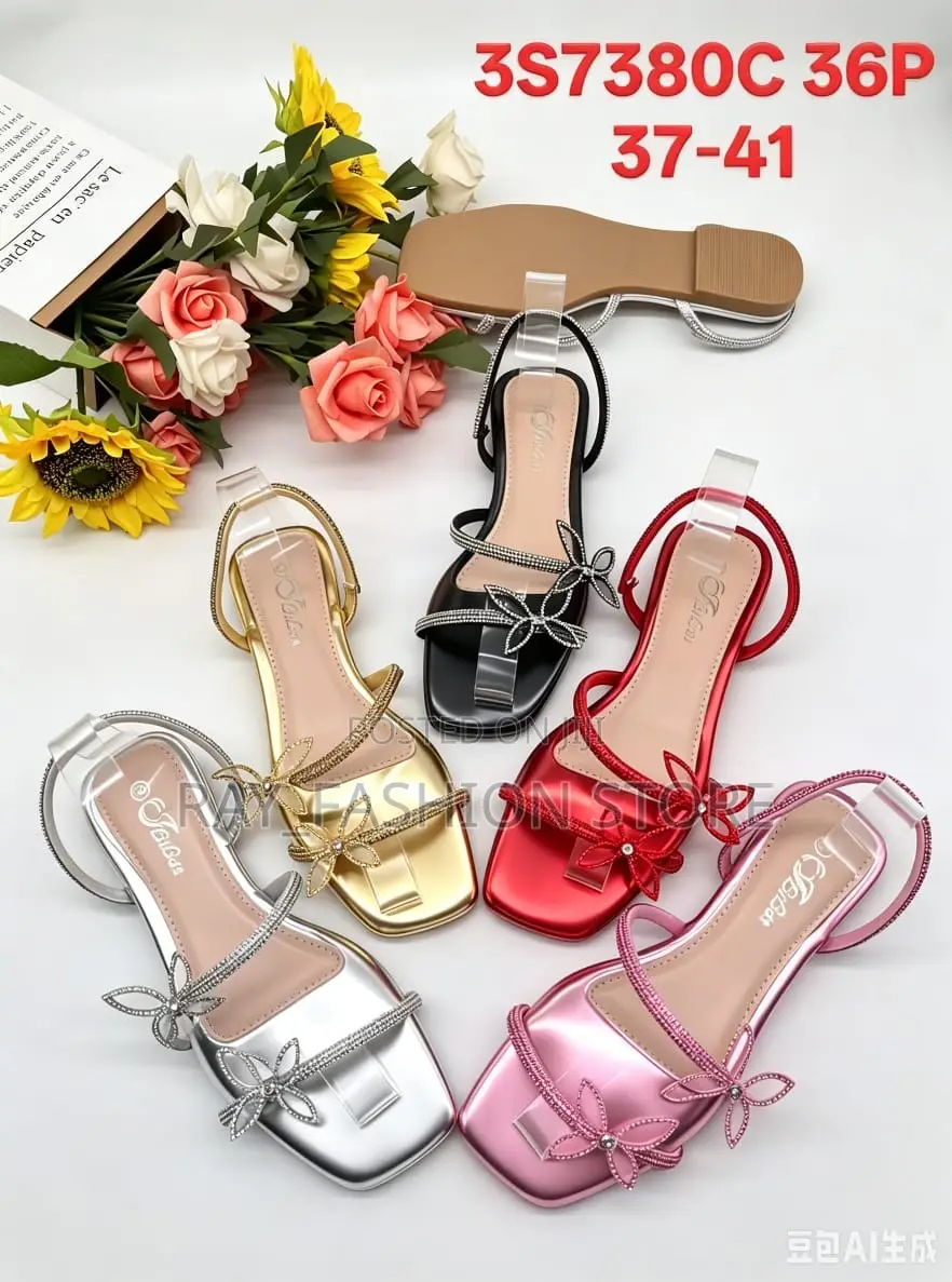 Ladies Slippers/ Sandals
