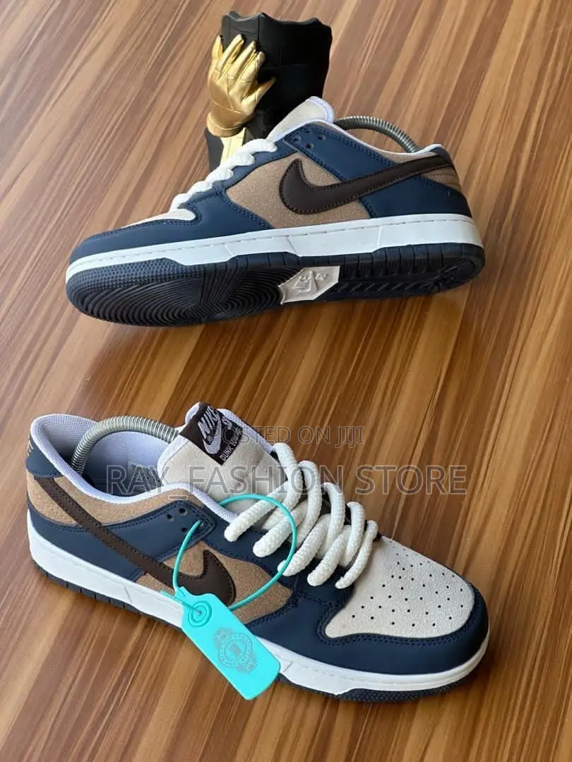 Unisex Sneakers