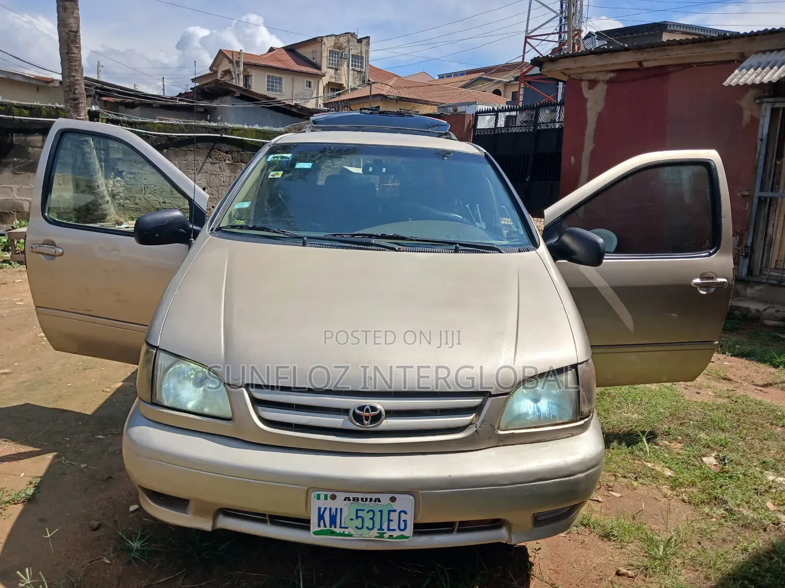 Toyota Sienna 2002 Gold