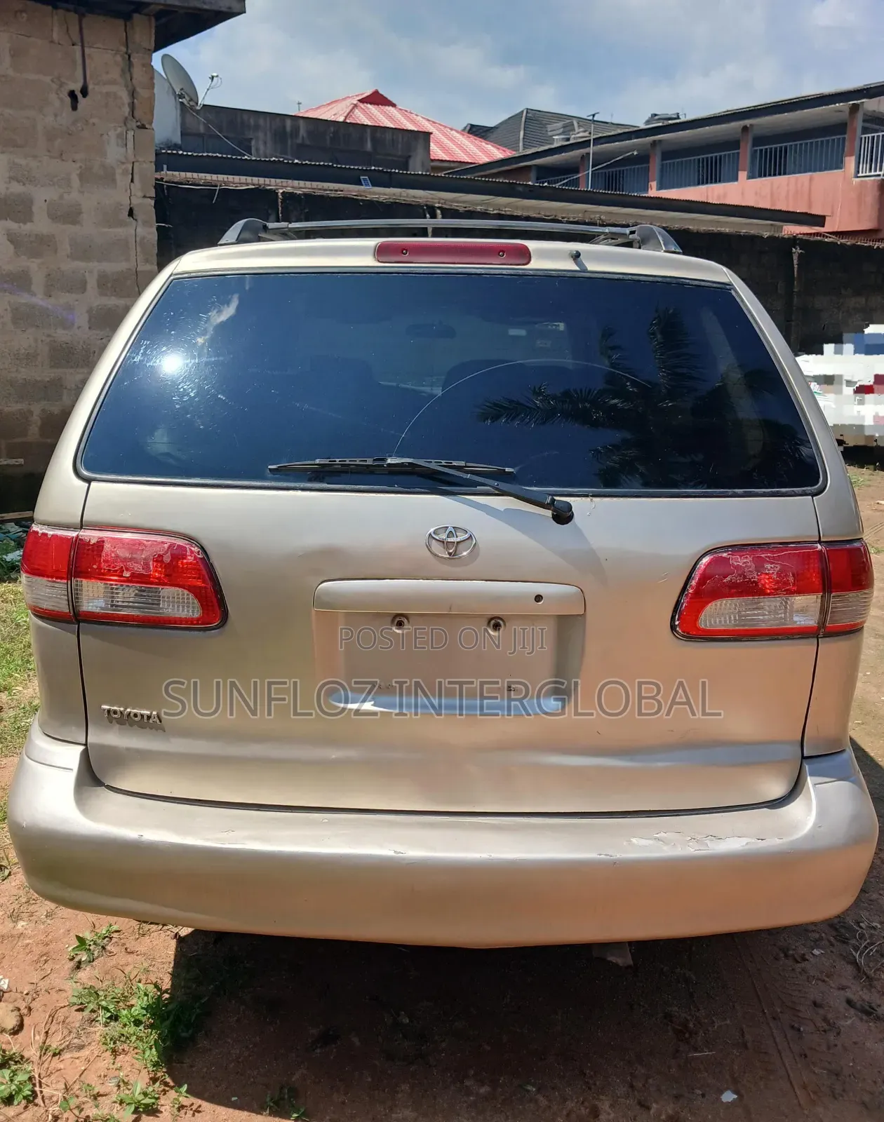 Toyota Sienna 2002 Gold