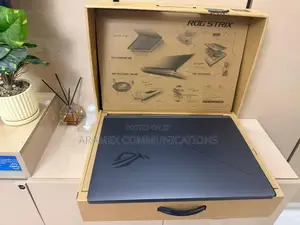 Laptop Asus ROG Strix G18 32GB Intel Core Ultra 9 SSD 2T
