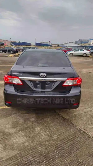 Toyota Corolla LE 4dr Sedan (1.8L 4cyl 4A) 2012 Black