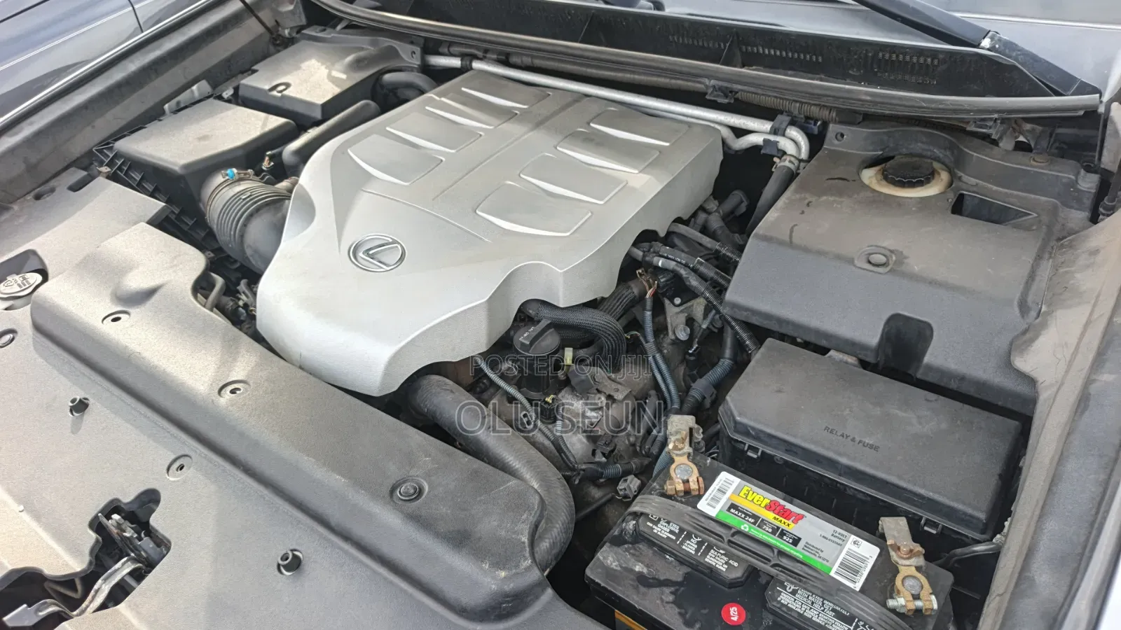 Lexus GX 2011 Silver