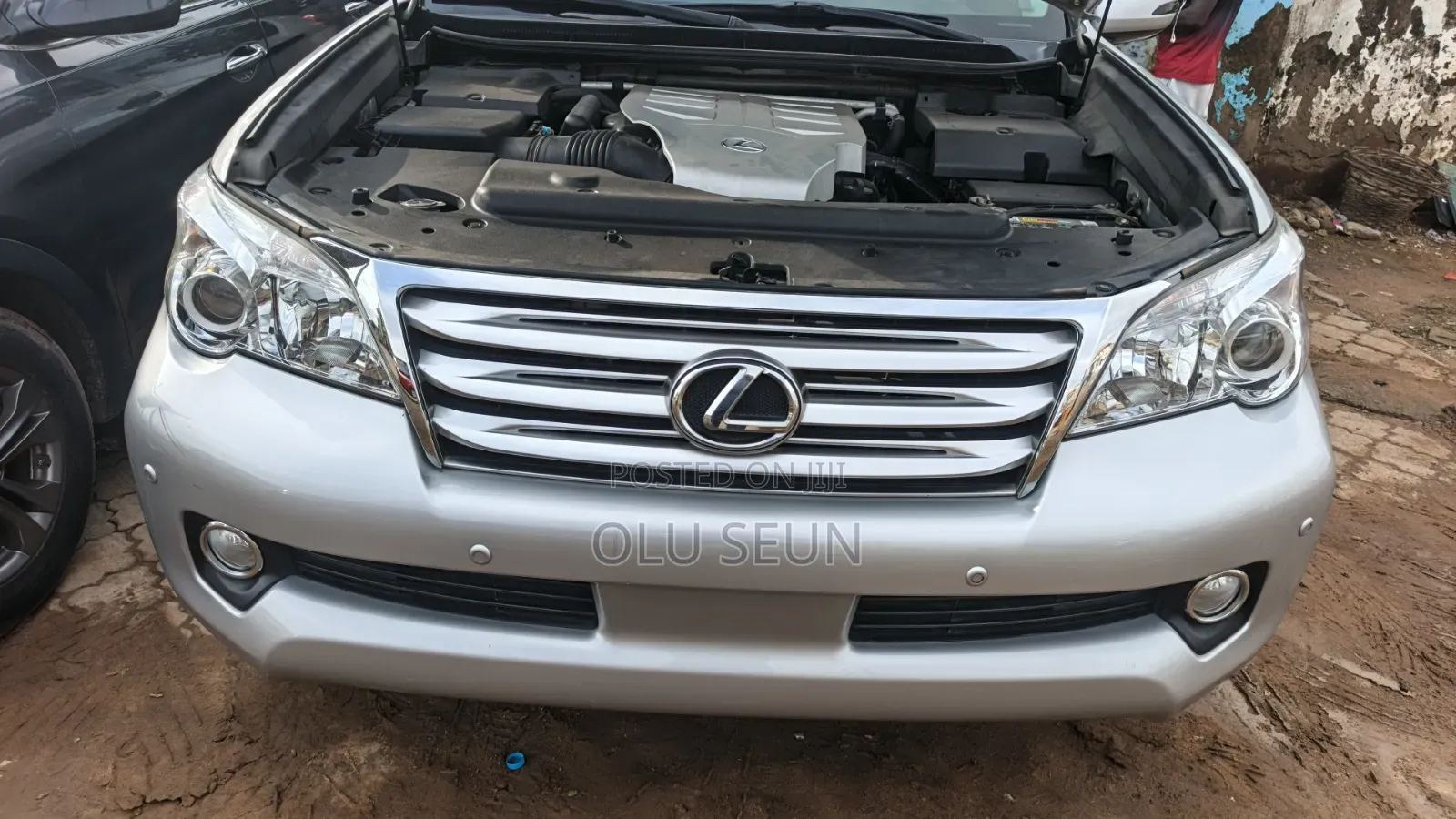 Lexus GX 2011 Silver