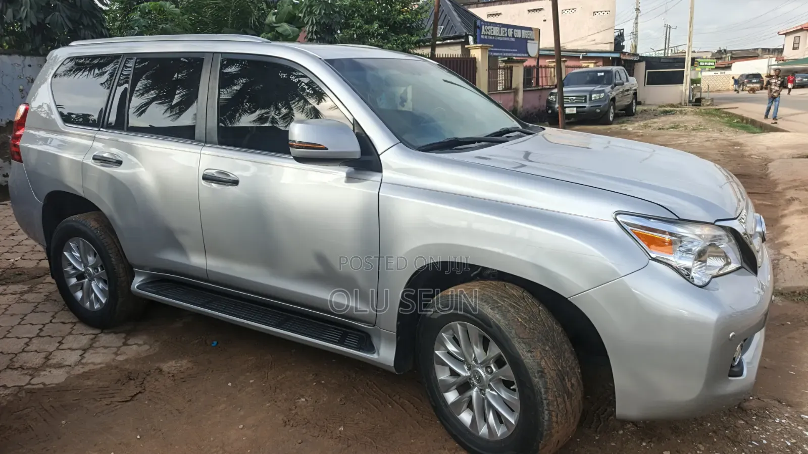 Lexus GX 2011 Silver