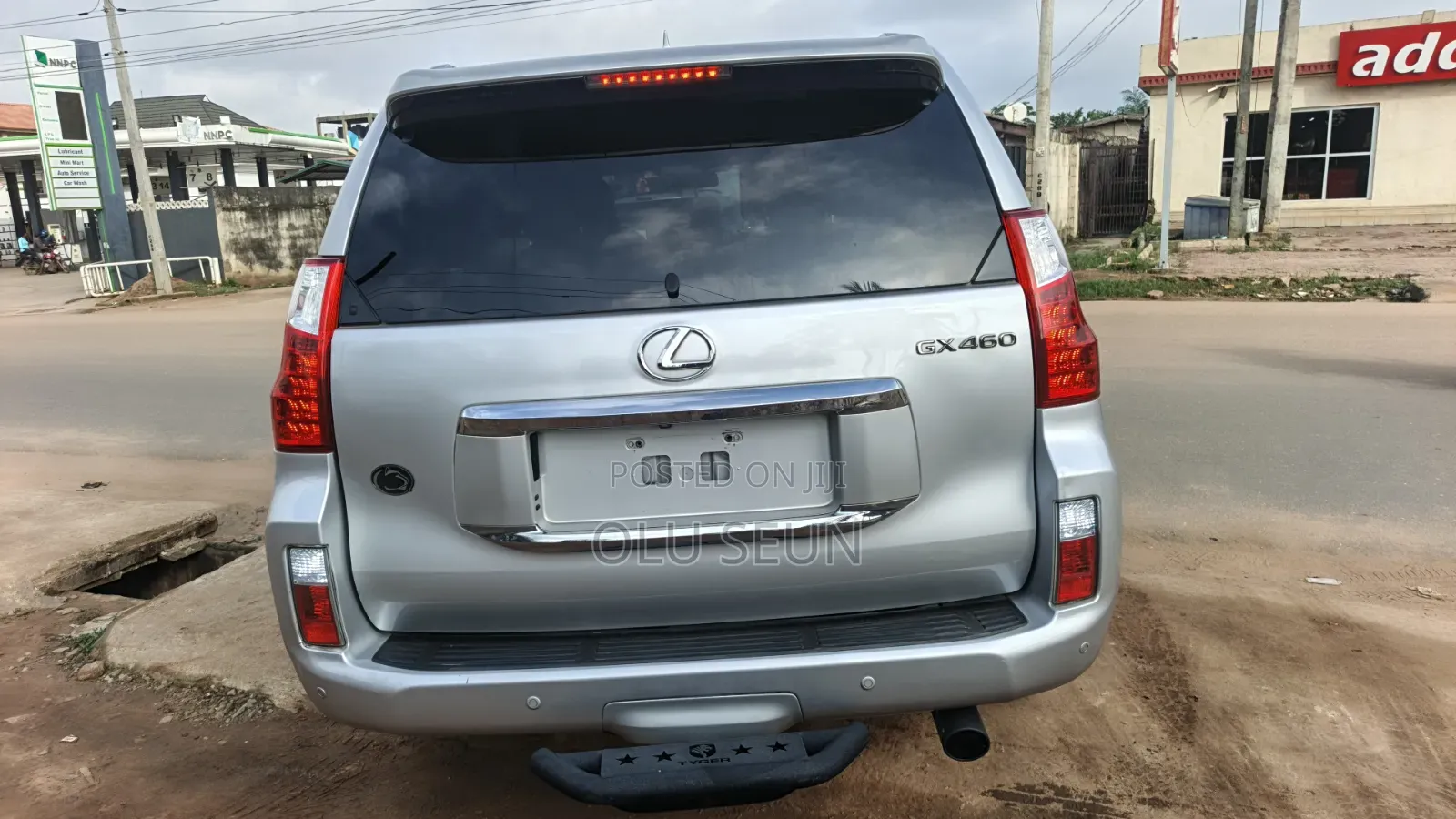 Lexus GX 2011 Silver