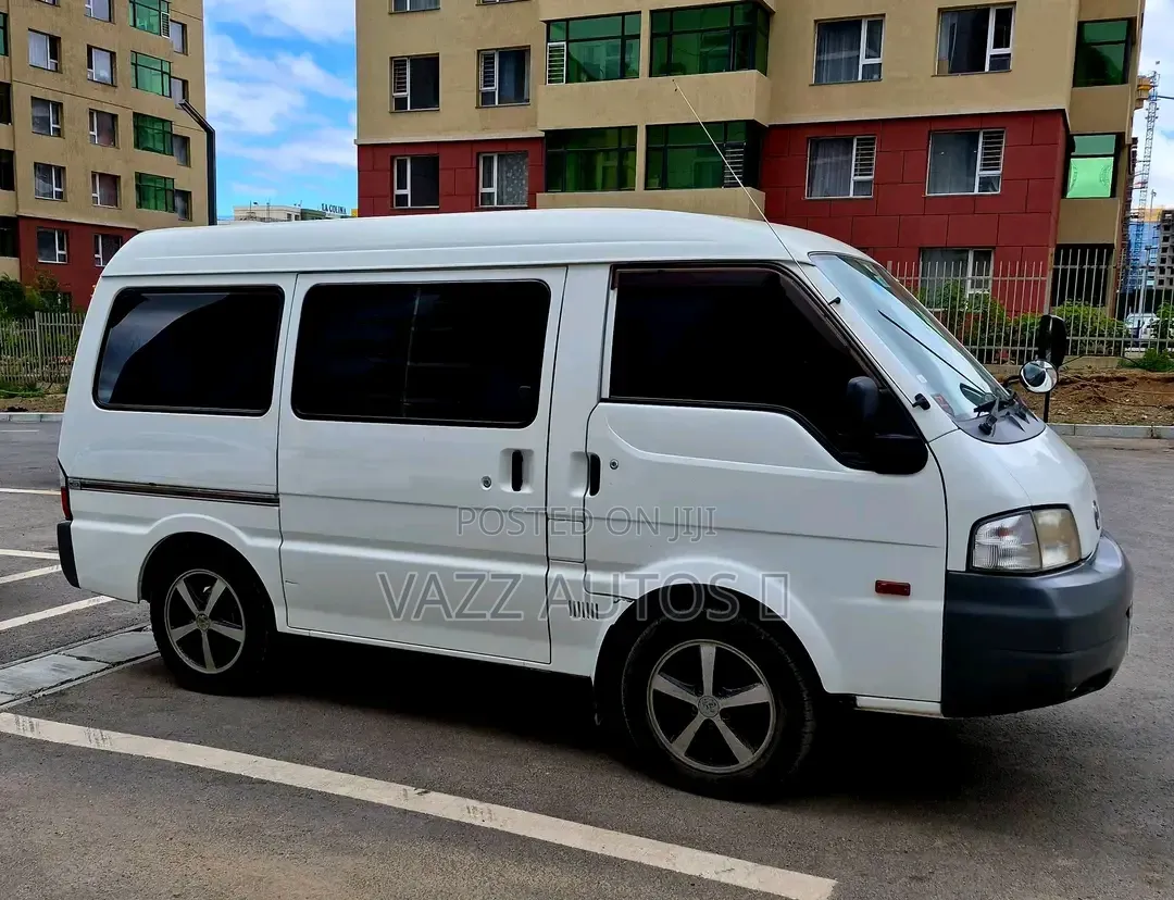 New Mazda Bongo 2017 White