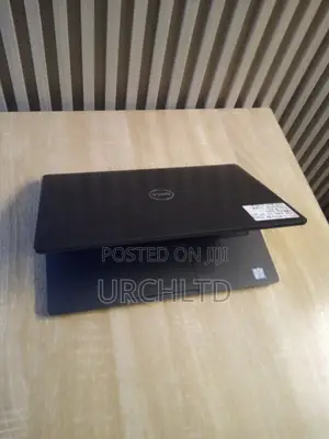 Laptop Dell Latitude 5400 8GB Intel Core i7 SSD 256GB