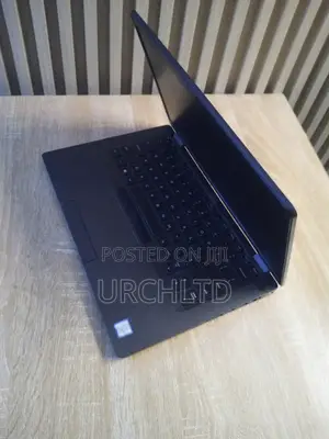 Laptop Dell Latitude 5400 8GB Intel Core i7 SSD 256GB