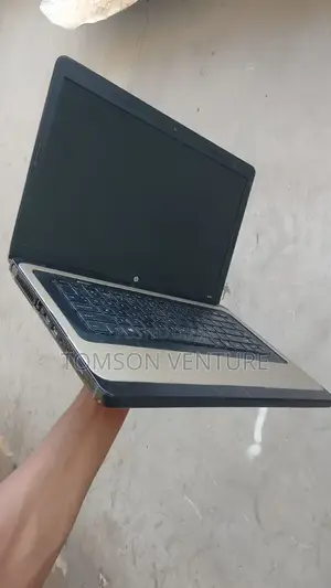 Laptop HP Envy 13 4GB Intel Core i3 HDD 320GB
