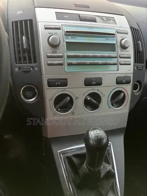 Toyota Corolla Verso 2008 Red