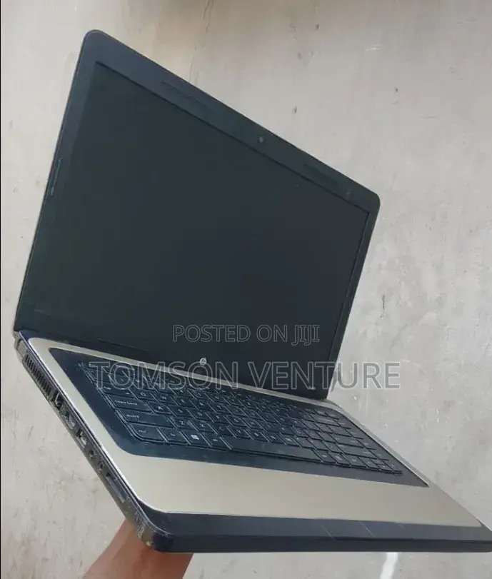 Laptop HP Envy 13 4GB Intel Core i3 HDD 320GB