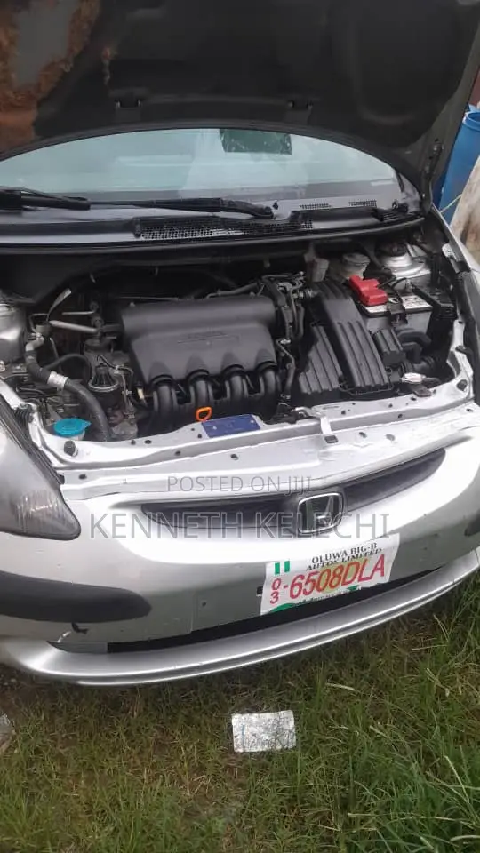 Honda Jazz 2006 Silver