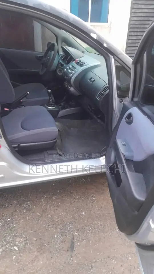 Honda Jazz 2006 Silver