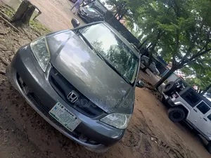 Honda Civic 2006 Gray