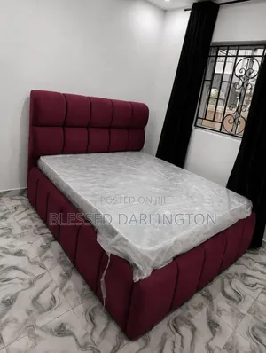Quality 4 and Half by 6 Bubble Bed Frame