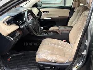 Toyota Avalon Limited Sedan FWD (3.5L 6cyl 6A) 2013 Green