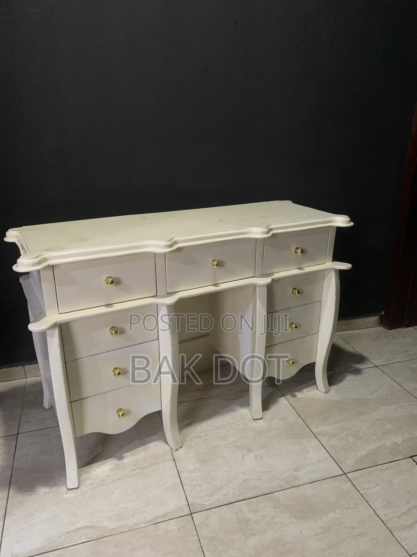 Hollywood Vanity Dressing Table(9 Drawers)