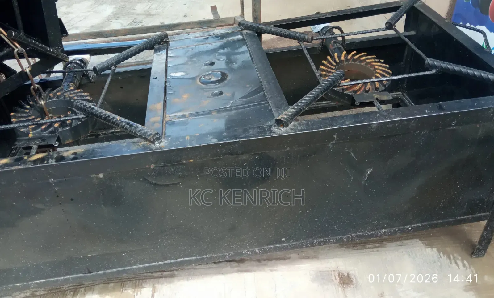 Local Gas Cooker (2 Burner) With Iron Rod Sitting