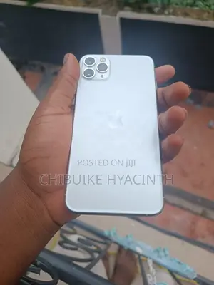 Apple iPhone 11 Pro Max 64 GB White