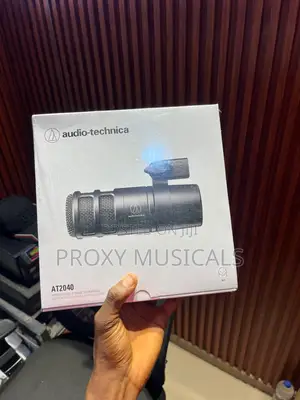 Audio-Technica At2040 Studio Condenser Microphone