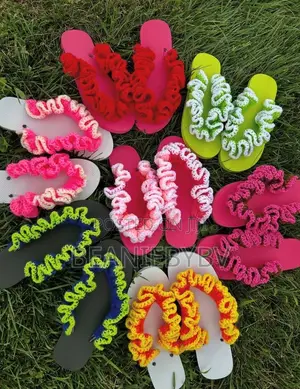 Habdmade Crochet Ruffle Flip Flops
