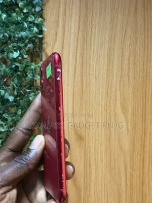 Apple iPhone 11 64 GB Red