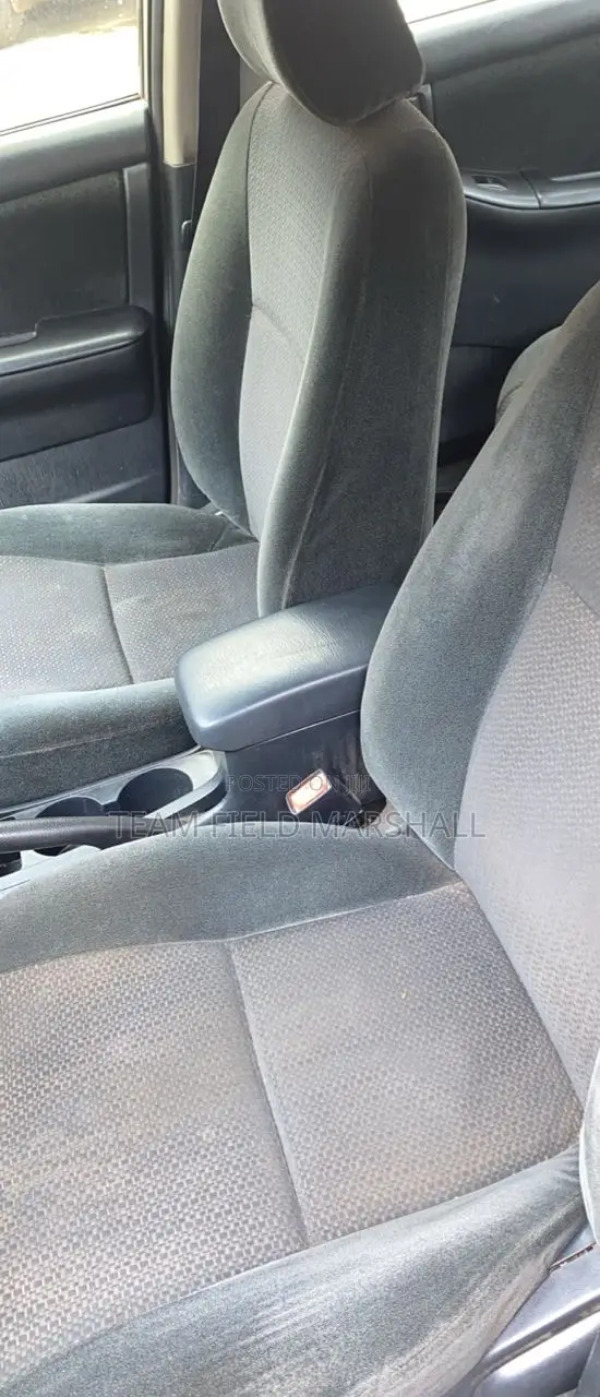 Toyota Corolla S 2004 Silver