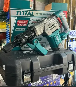 Total Th213006 230-240v 1300w Demolition Breaker