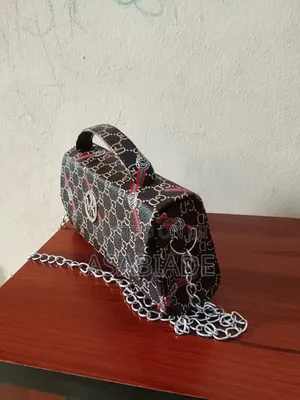 Hands Bags for Sales