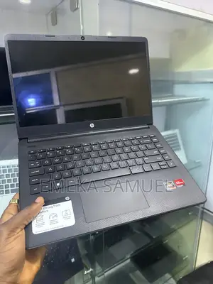 Laptop HP 14-dq1025cl 8GB AMD Ryzen 3 SSD 256GB