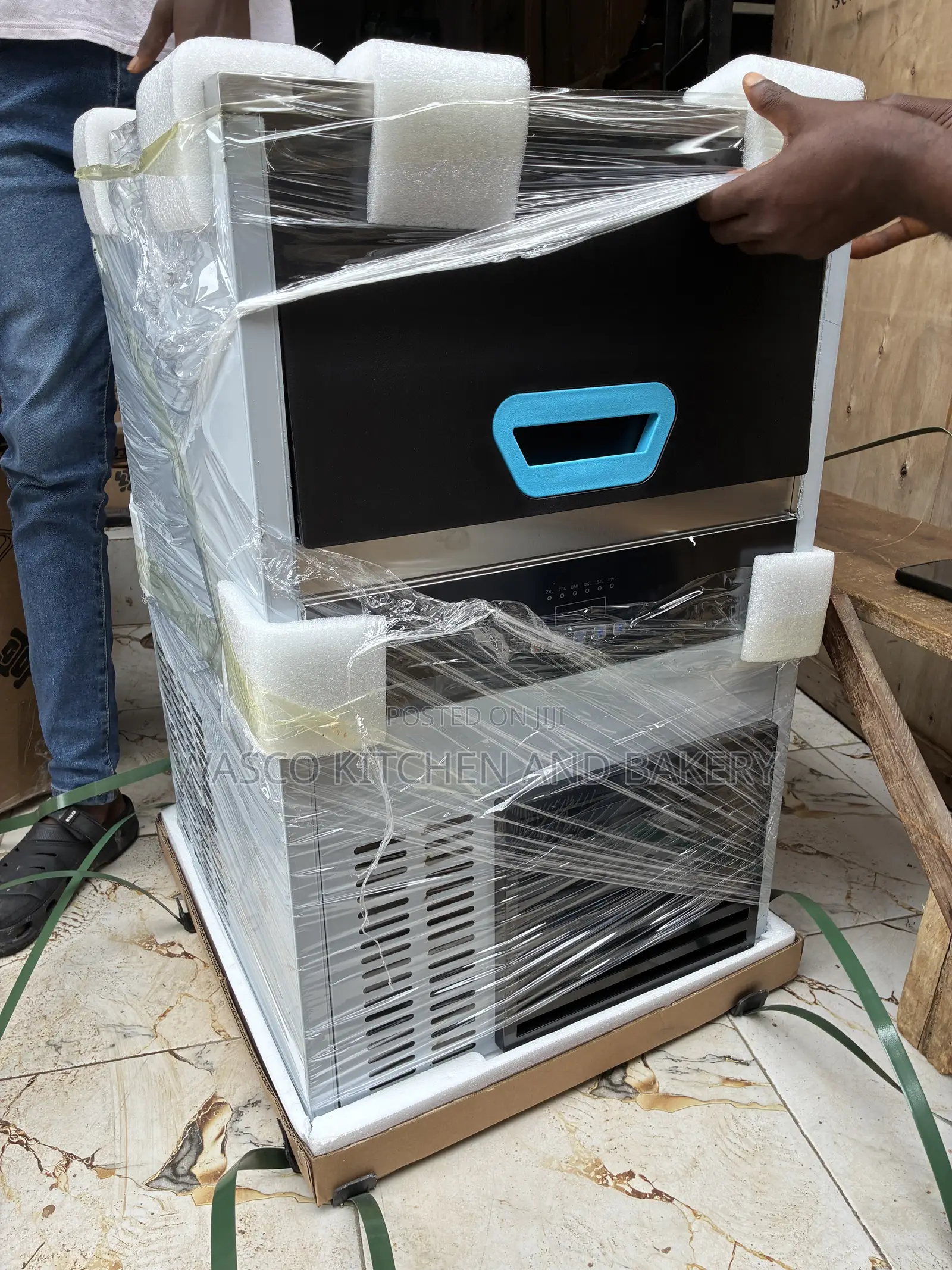 Ice Cube Machine 40cubes